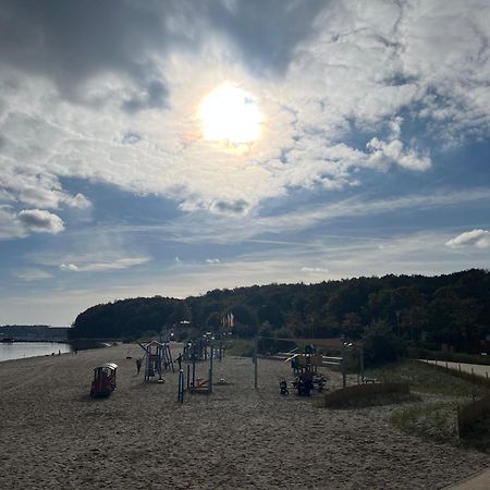 Lieblingsplatz -Wunderschoen, Mit Blick Auf Die Foerde Harrislee Esterno foto